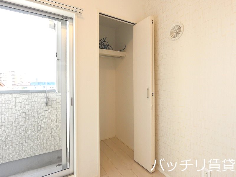 収納　同型タイプの為、現状を優先致します。