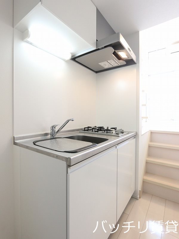 キッチン　同型タイプの為、現状を優先致します。