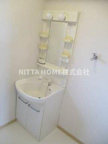 洗面設備　独立洗髪洗面台付き◎