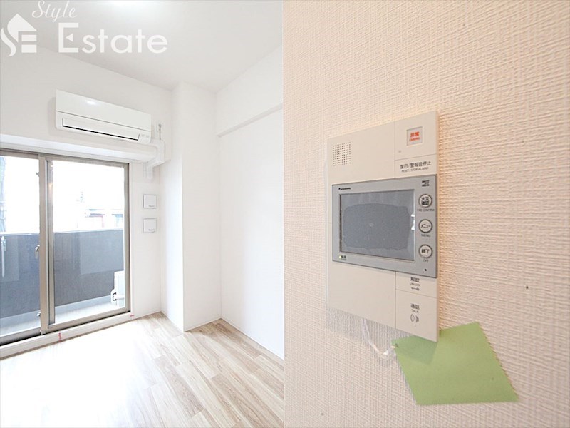 セキュリティ　モニター付きインターホン