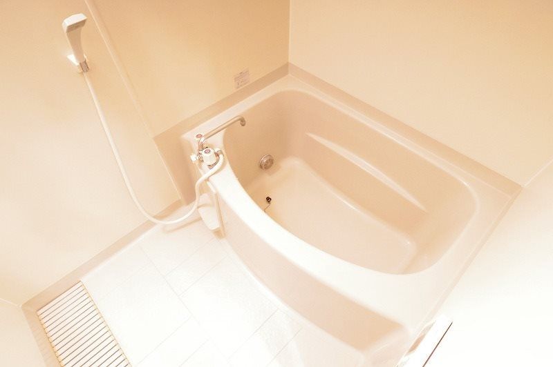 バス・シャワールーム　同仕様部屋