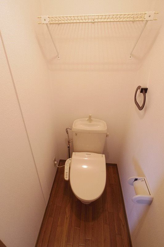 トイレ　同仕様部屋