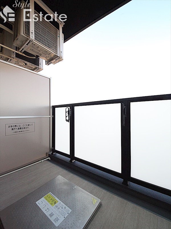 バルコニー　バルコニー