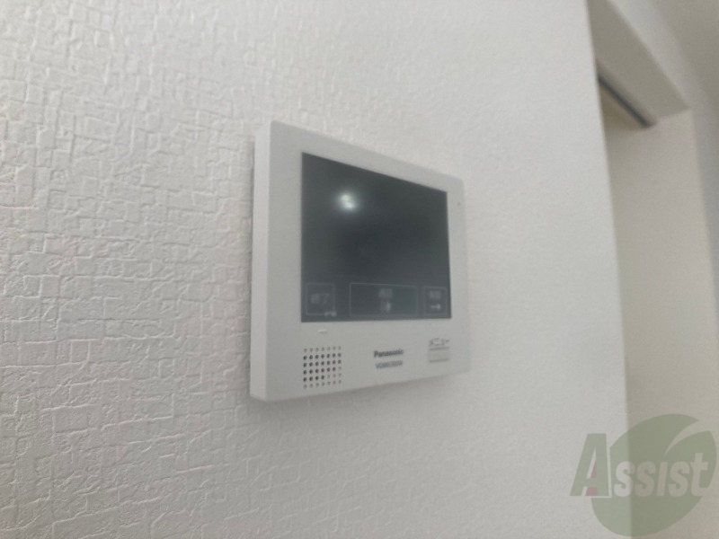 セキュリティ　ＴＶモニター付インターホンです。来客者の顔が見えるので安心！