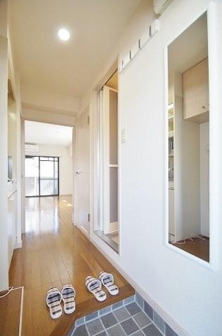 玄関　※別号室参照