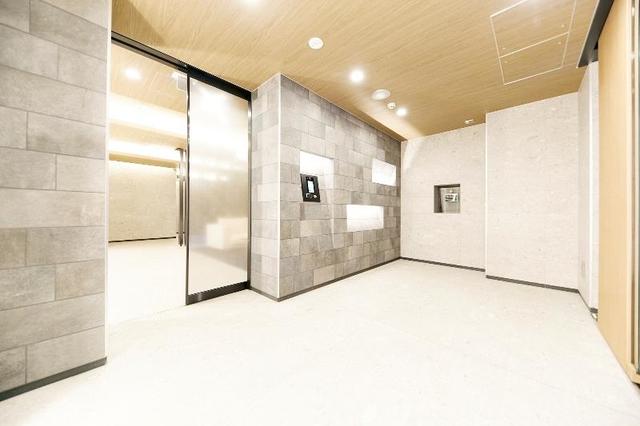 エントランス　建物の内部です