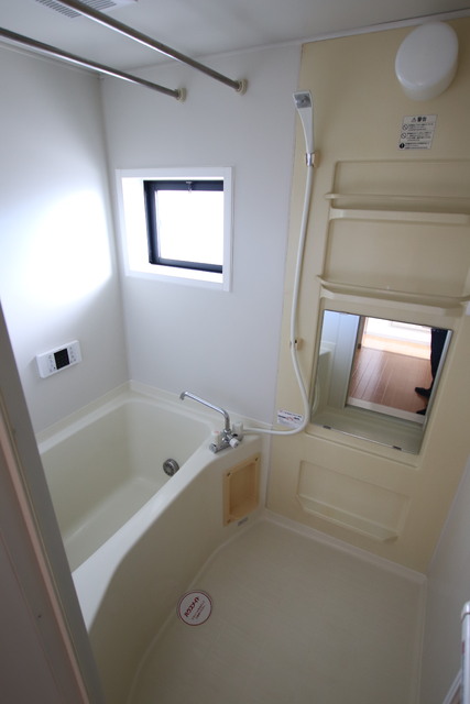 バス・シャワールーム　浴室