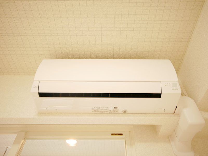 その他設備　エアコン２台　※写真は同物件の別部屋のものです。