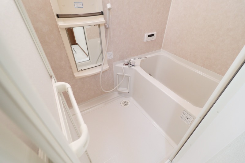 バス・シャワールーム　図面と現状に相違がある場合には現状を優先