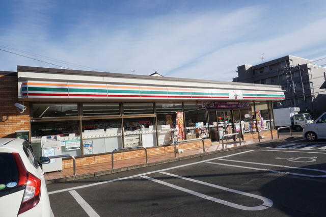 コンビニ　セブンイレブン仙台長町南４丁目（コンビニ）まで340m