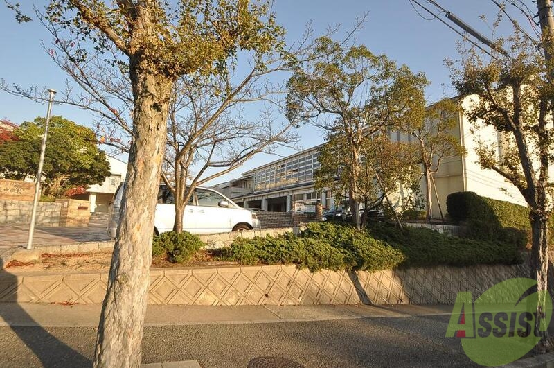 中学校　須磨北中学校（中学校）まで4835m