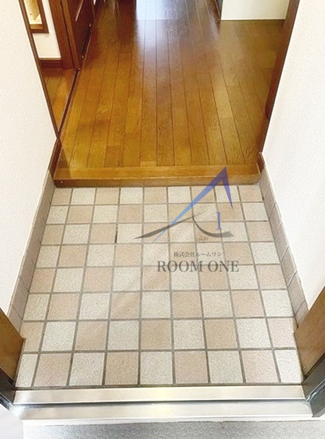 玄関　玄関です。
