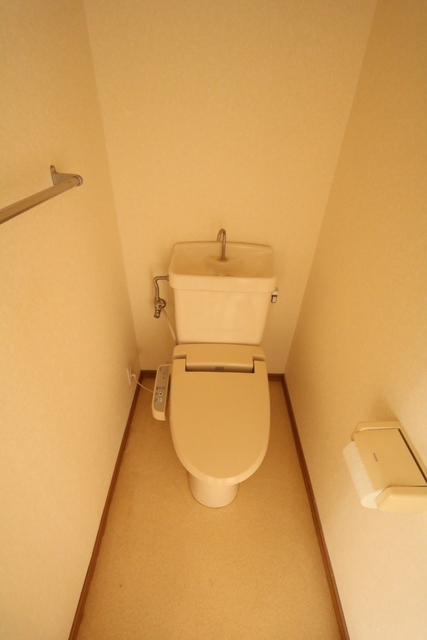 トイレ　☆衛生的な温水洗浄便座☆