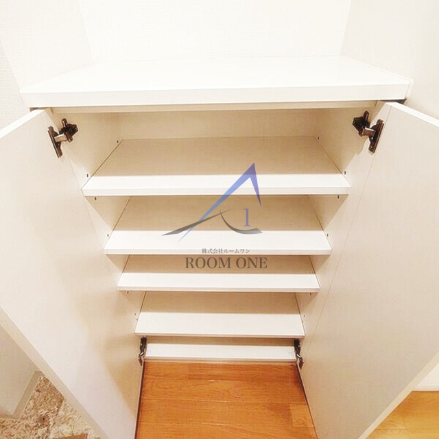 玄関　玄関です。