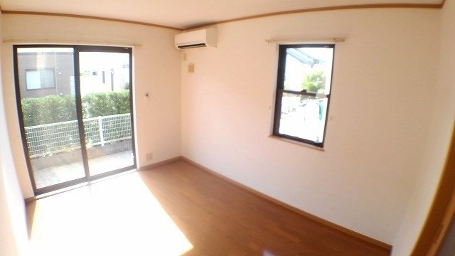 その他部屋・スペース　明るい色調の室内です