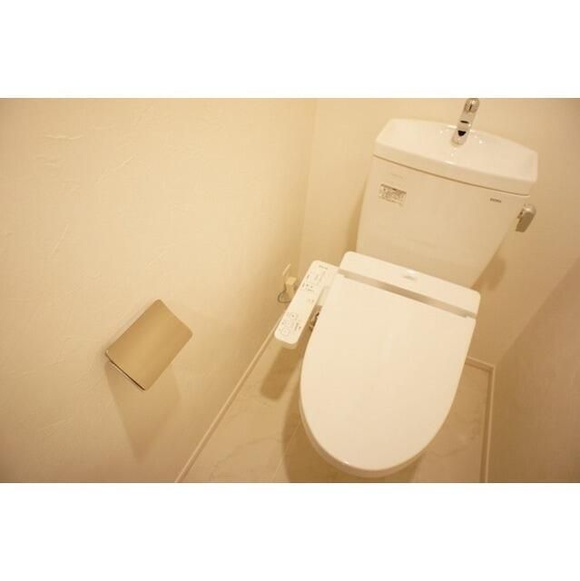 トイレ　写真は同タイプ住居です。