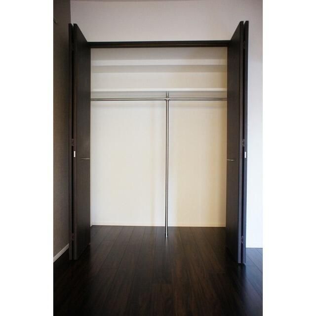 収納　写真は同タイプ住居です。