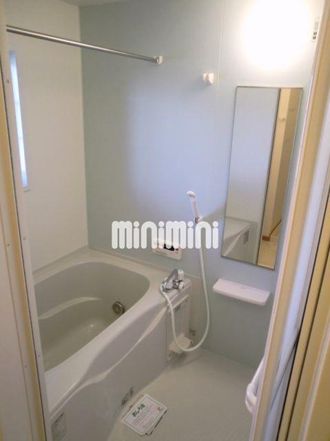 バス・シャワールーム　洗濯物も干せます。