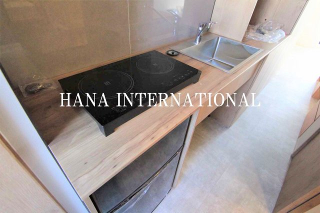 キッチン　２口ＩＨのシステムキッチン付きです