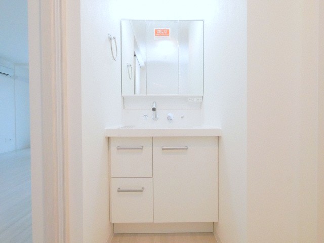 洗面設備　シャンプードレッサーです☆