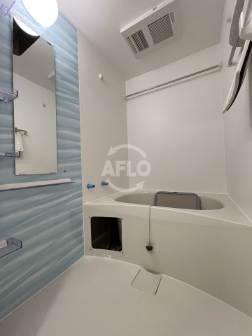 バス・シャワールーム　セレニテ難波リアン　風呂