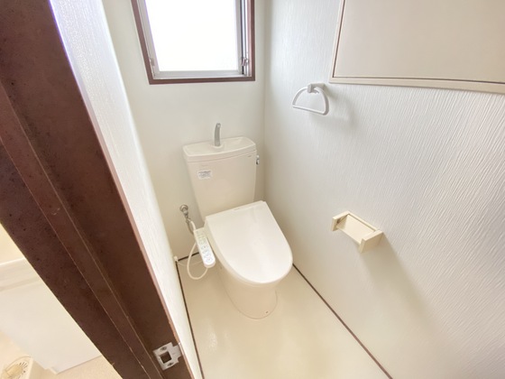 トイレ　※別部屋の写真を使用しています。