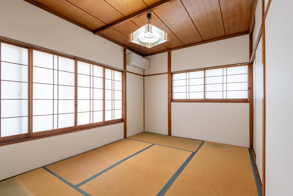 居室・リビング　2階西側和室