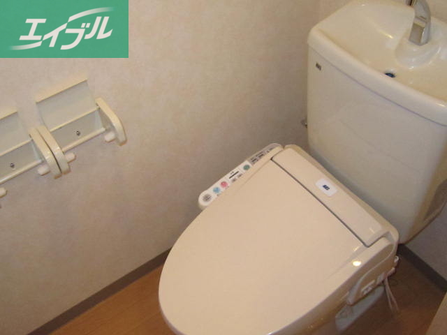 トイレ　シャワー付トイレ