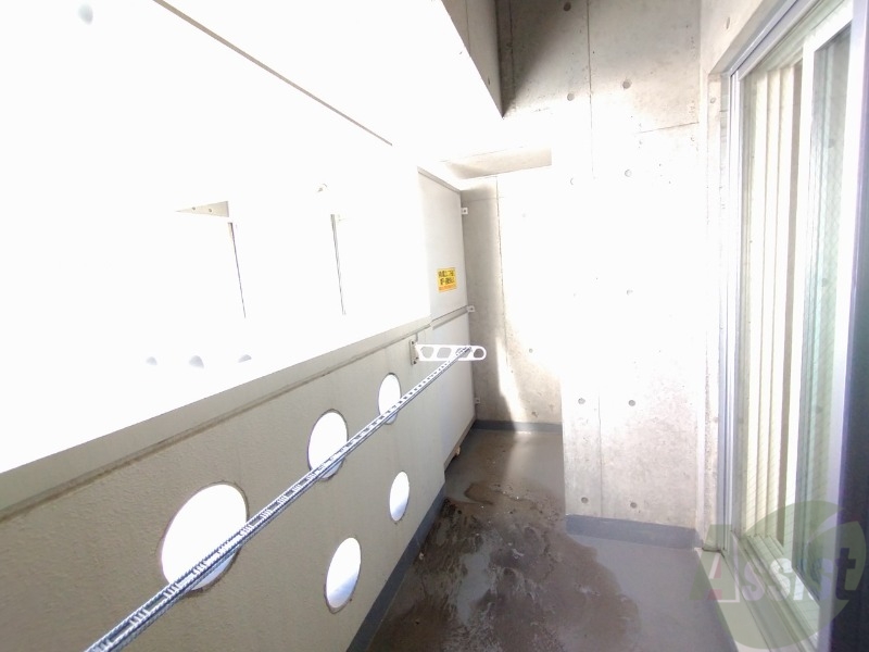 バルコニー　バルコニーが付いていますので一息ついてみてはいかがですか。