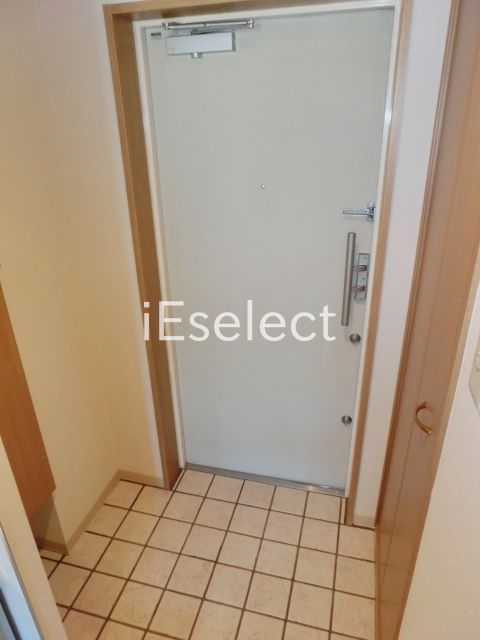 玄関　シューズボックス付きの玄関です