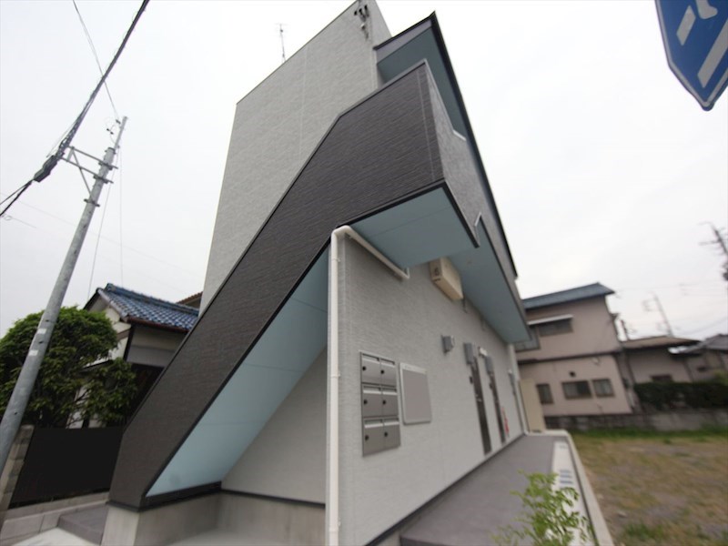 建物外観　外観　デザイナーズ　光インターネット無料