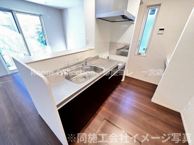 キッチン　※同型タイプ