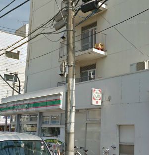 コンビニ　ローソンストア100（コンビニ）まで140m