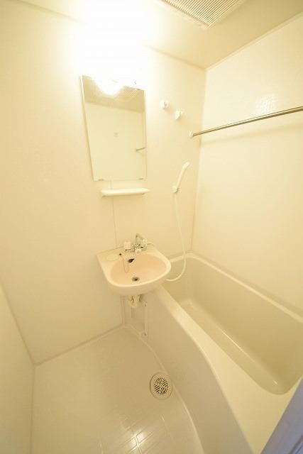 バス・シャワールーム　★きれいな浴槽★