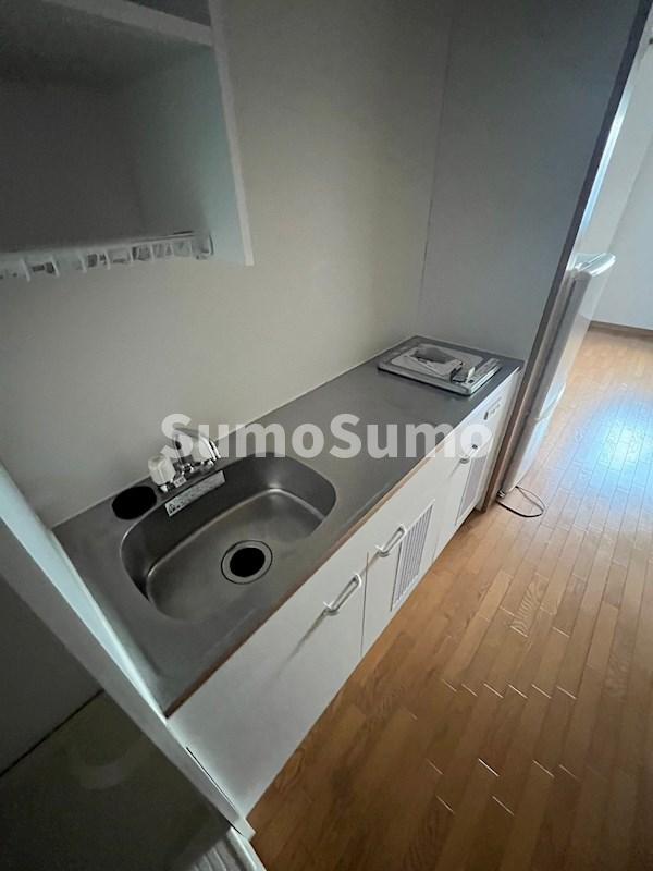 キッチン　コンパクトなキッチンで掃除もラクラク