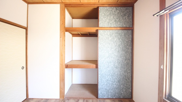 収納　洋室の収納です♪
