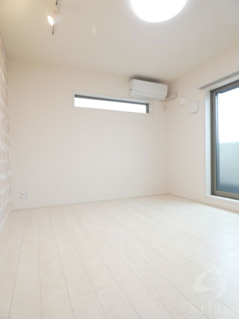 居室・リビング　同仕様