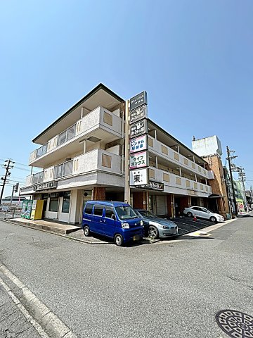 建物外観　外観は落ち着いています