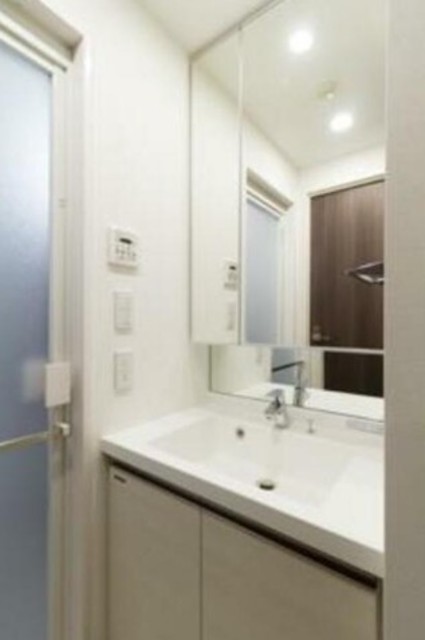 洗面設備　同仕様