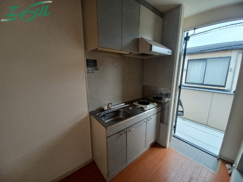 キッチン　同型参考写真