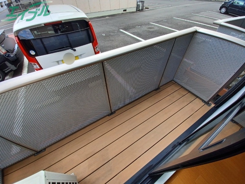 バルコニー　同型参考写真