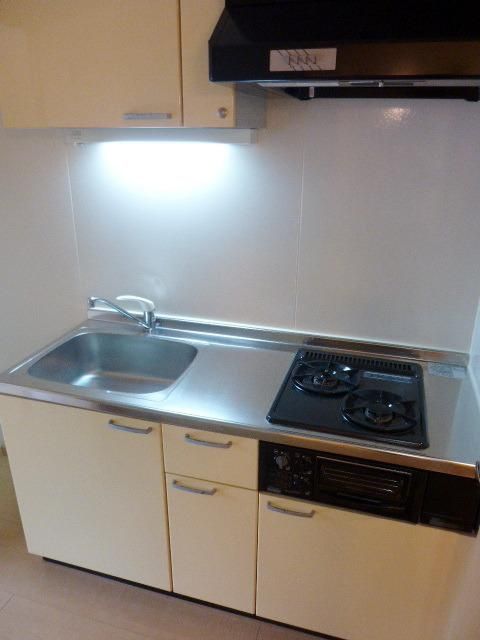 キッチン　★お料理らくらくシステムキッチン2口付きです★