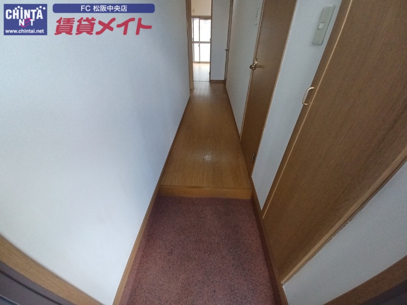 玄関　同型参考写真