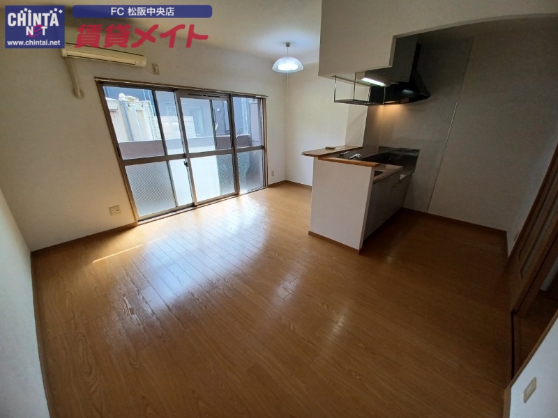 居室・リビング　同型参考写真