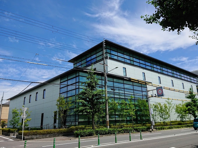 病院　京都府立医科大学附属病院（病院）まで740m