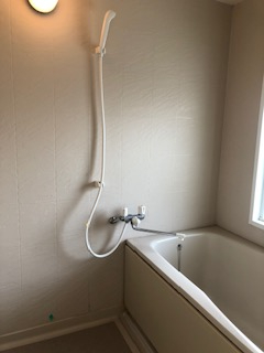 バス・シャワールーム　※室内画像は別部屋のもの