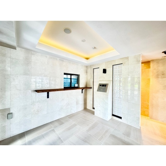 エントランス　オートロック