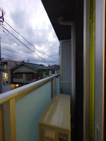 バルコニー　別部屋の参考写真となります