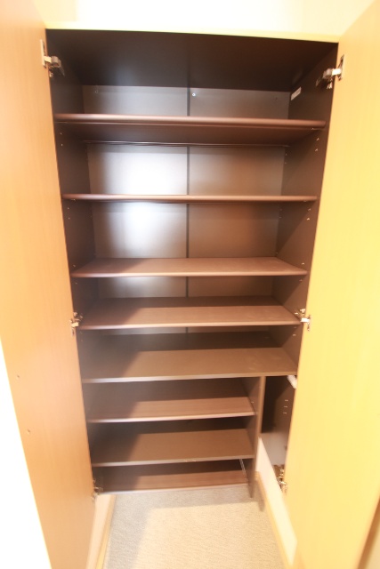 収納　※別室の参考写真の為、現況優先です。