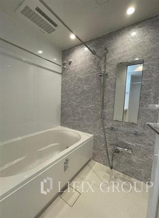 バス・シャワールーム　風呂